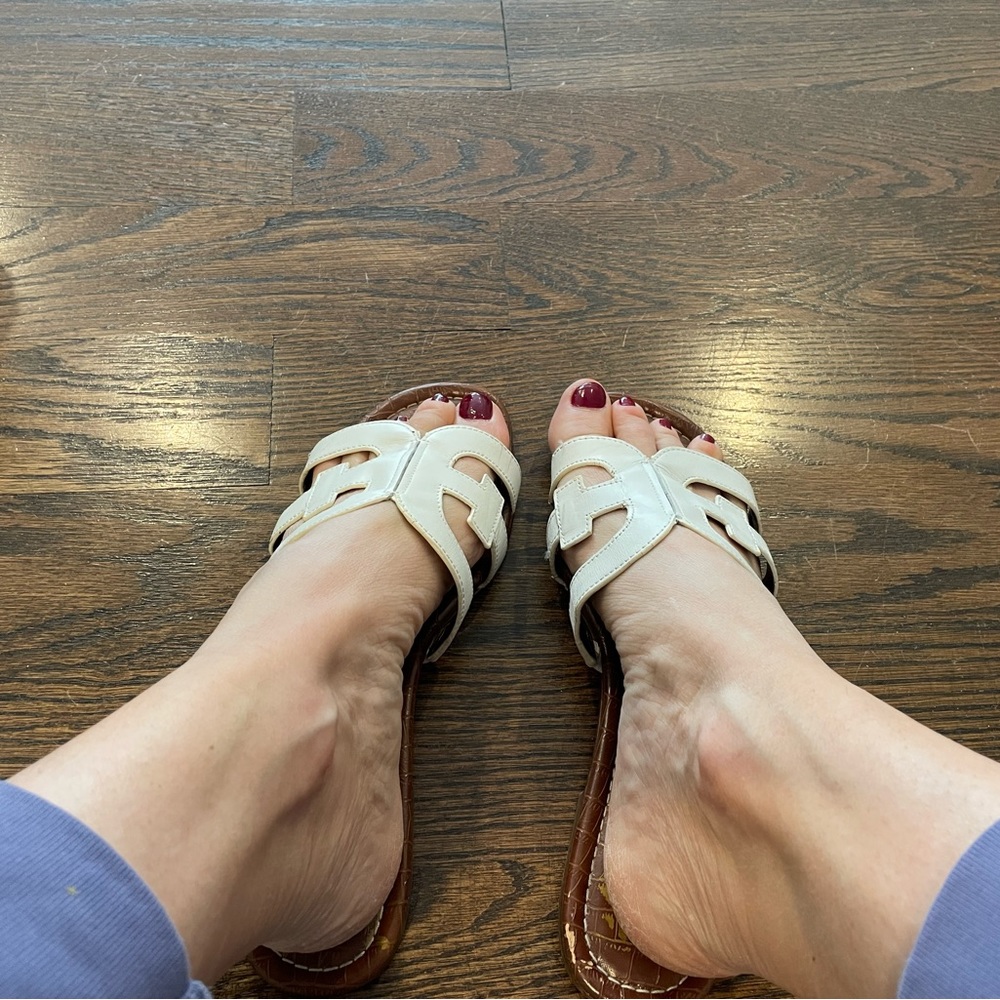 Sam Edelman cutout sandals. White size 9. Worn a few times. Cutest sandal